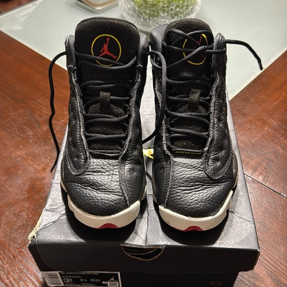 Jordan Other - Jordan 13 Retro
Playoffs (GS) Size 3.5Y